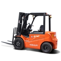 FE4P30/35Q四支點(diǎn)鋰電平衡重叉車，諾力電動(dòng)叉車